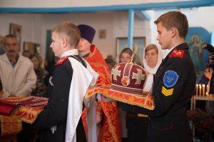 Ученики казачьих классов приняли участие в архиерейском богослужении